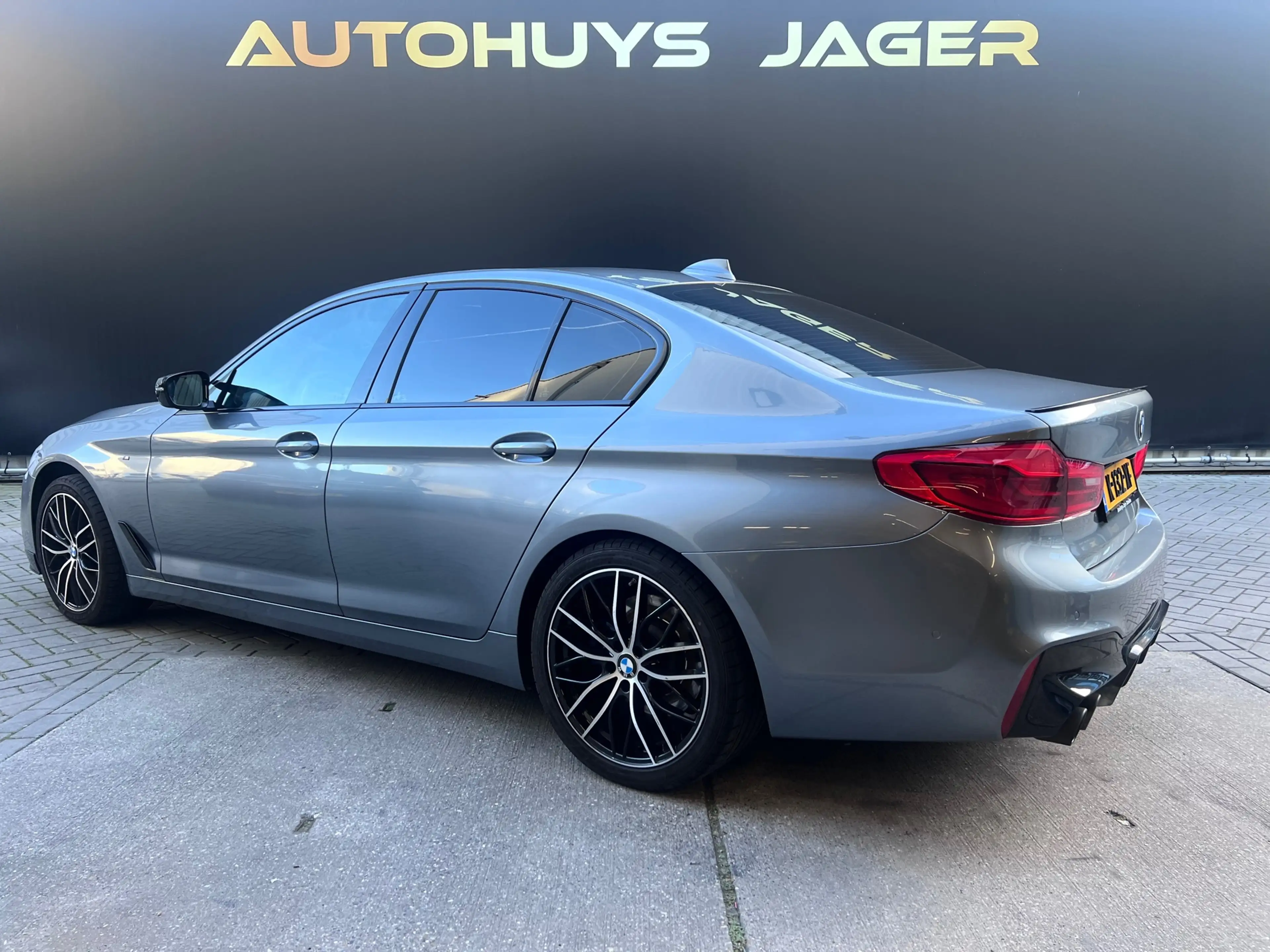 BMW 540 5-serie 540i xDrive High Executive -M Sport Pano V — photo 3