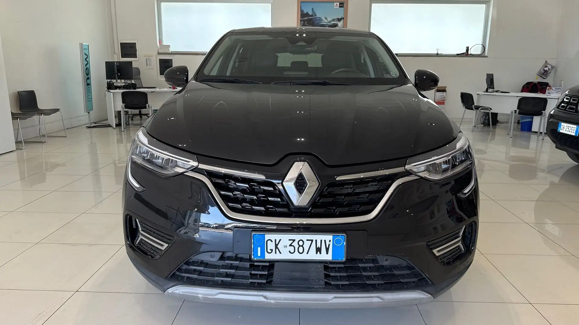Renault Arkana 1.6 E-TECH FULL HYBRID INTENS 145CV Nero - 2