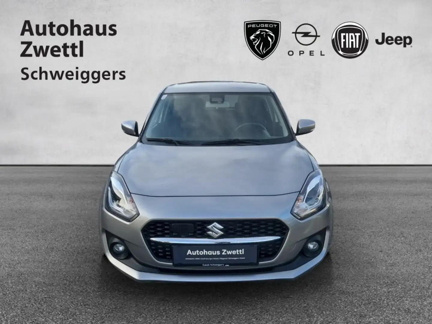 Suzuki Swift Flash Hybrid 83 Silber - 2