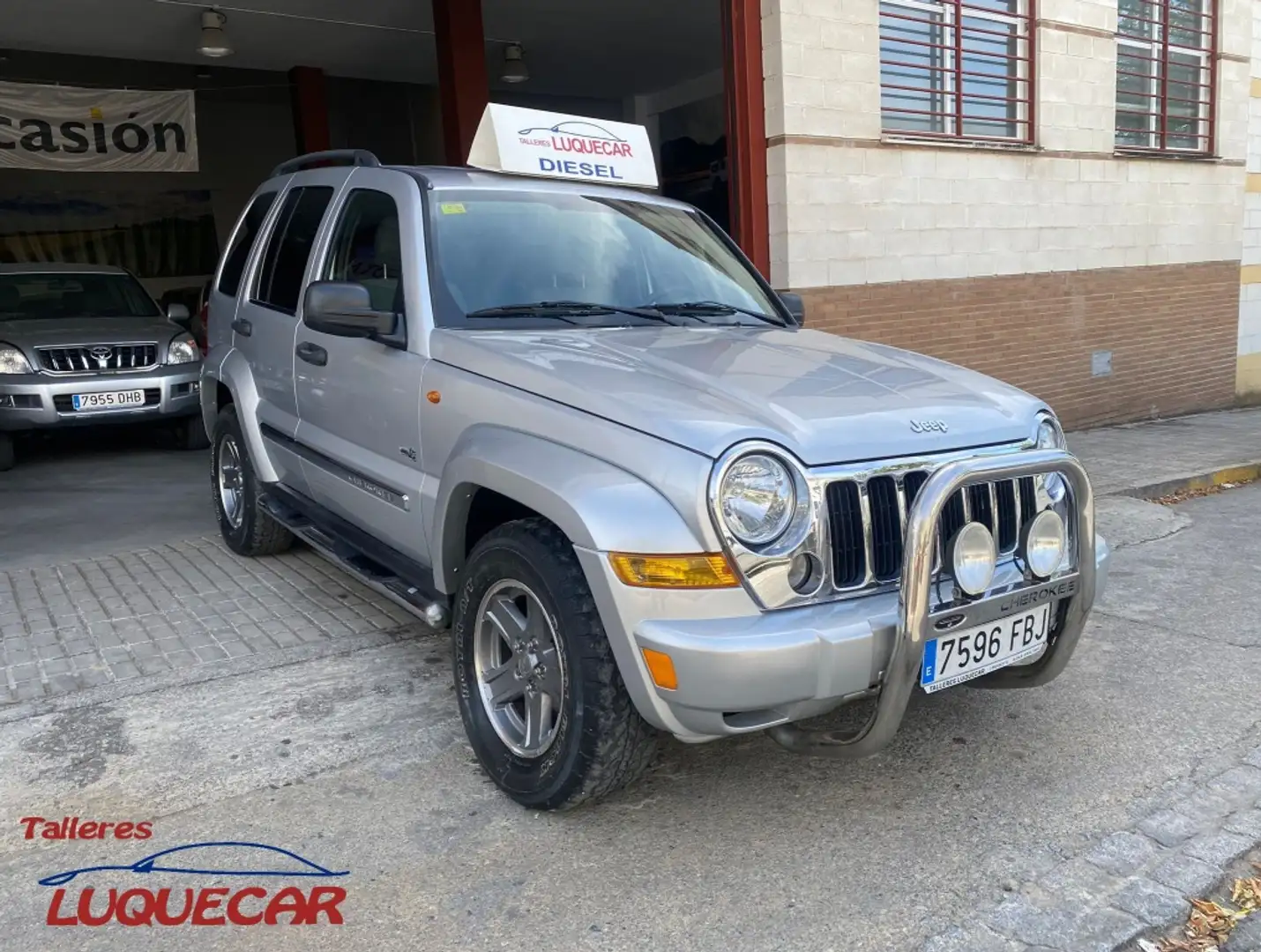 Jeep Cherokee 2.8CRD 65 Aniversario Gris - 2