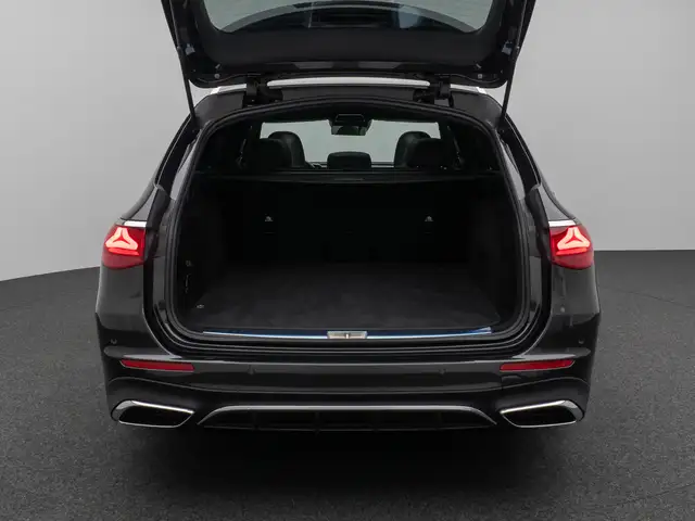 Mercedes-Benz E-Class view 13