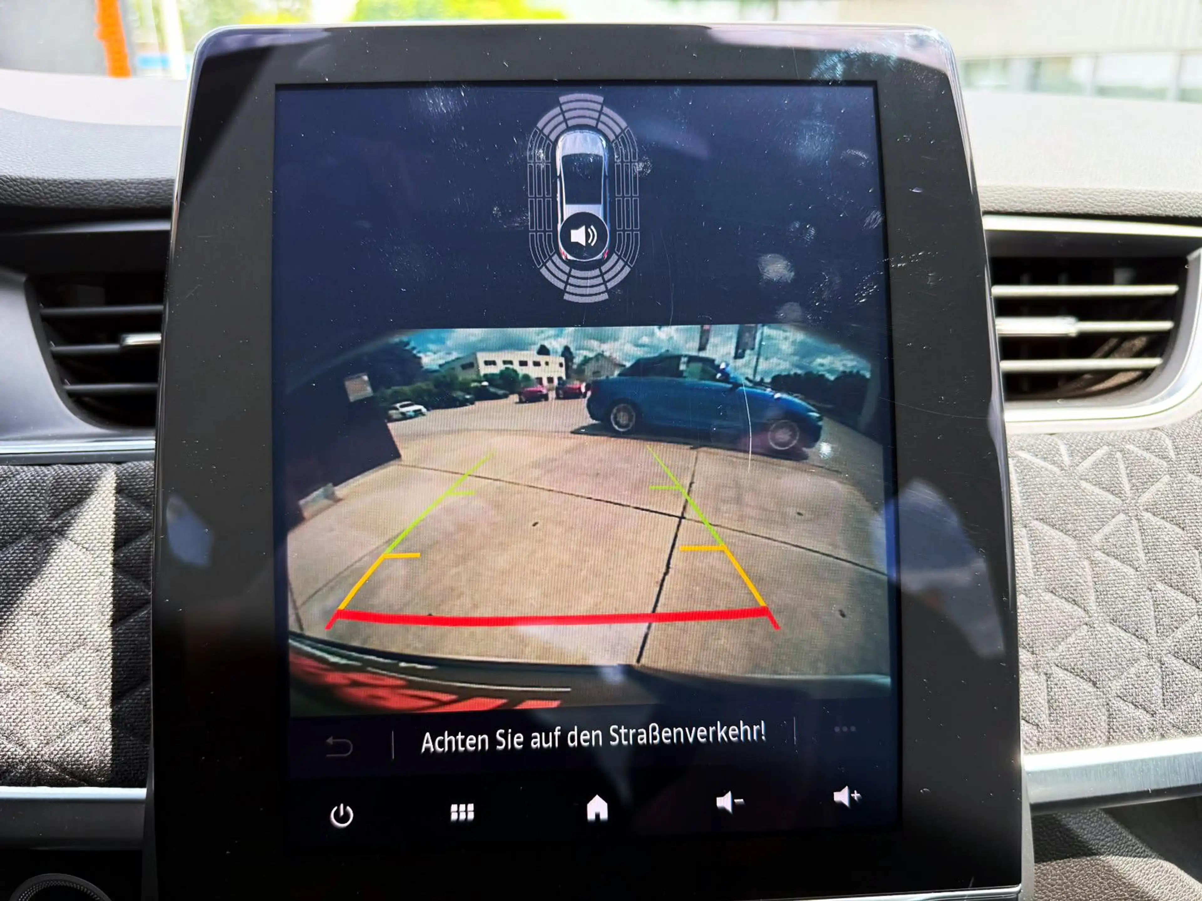 Renault ZOE R135 Iconic 52kWh KAM NAV BOSE SHZ PDC LED — photo 13