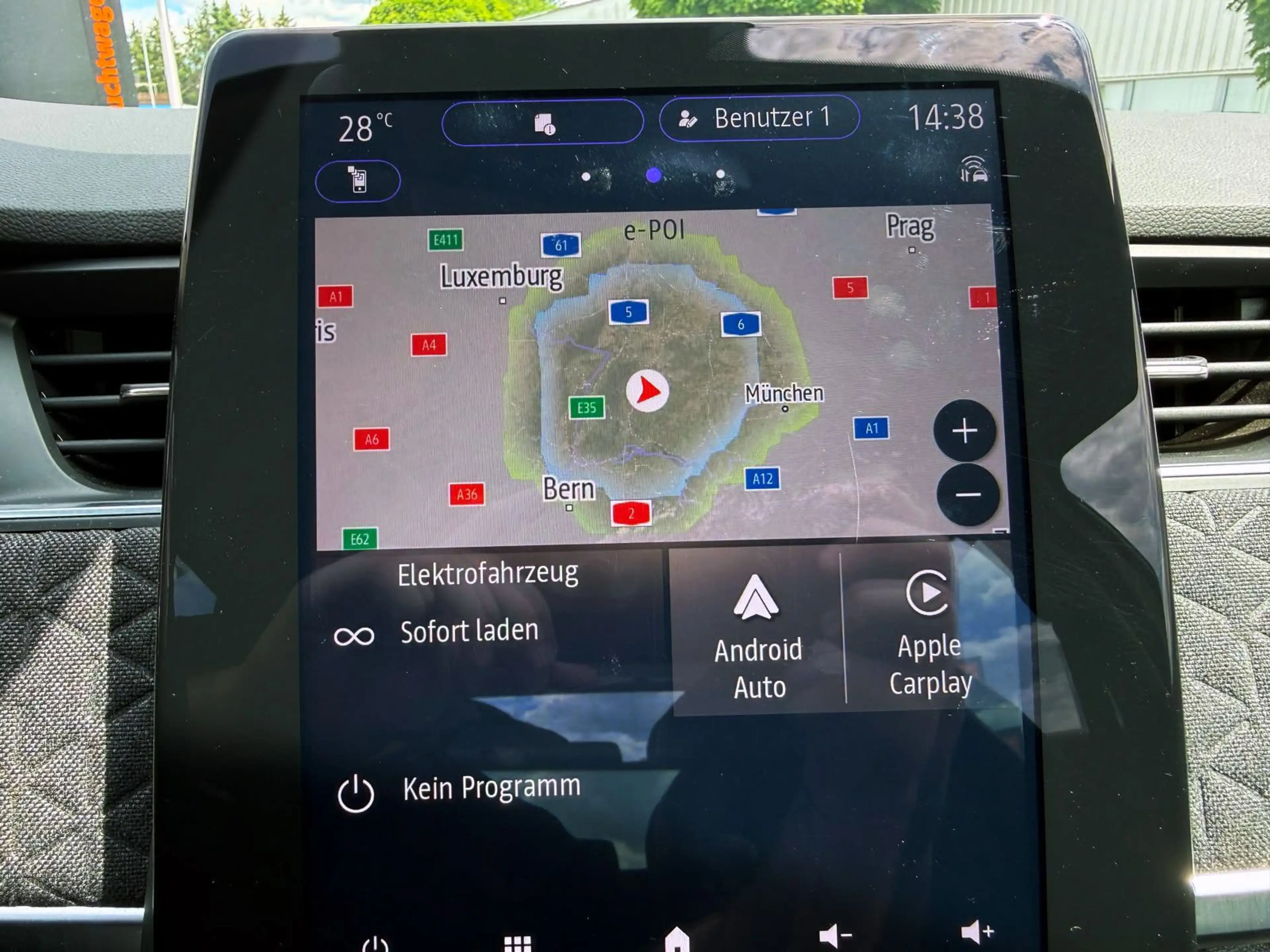 Renault ZOE R135 Iconic 52kWh KAM NAV BOSE SHZ PDC LED — photo 11