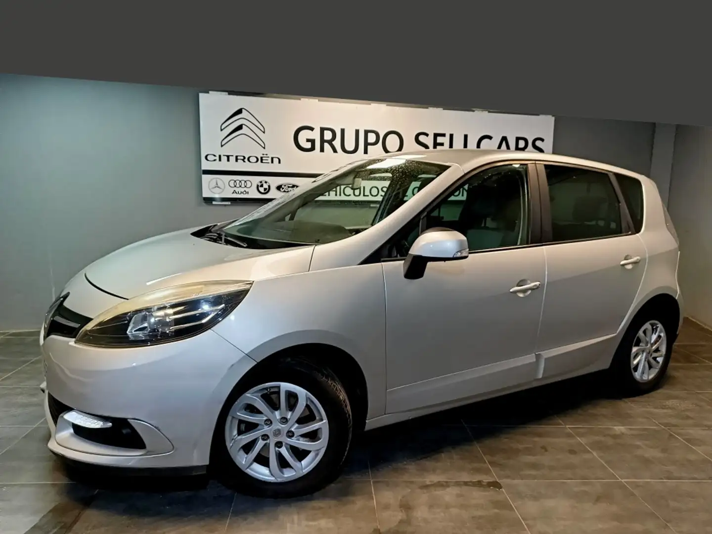 Renault Scenic 1.5dCi Selection Gris - 2