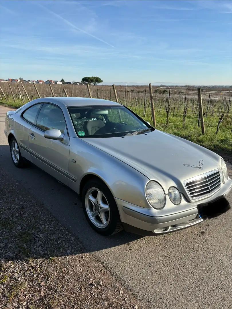 Mercedes-Benz CLK Sport CLK 200 Plateado - 1
