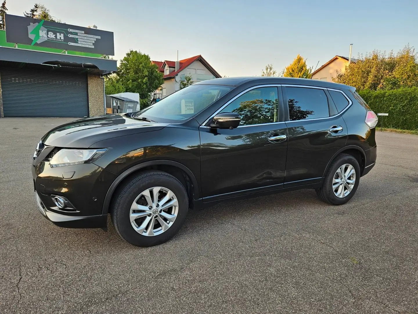 Nissan X-Trail Acenta 2 Hand Klima Navi AHK 7-Sitze Gri - 1