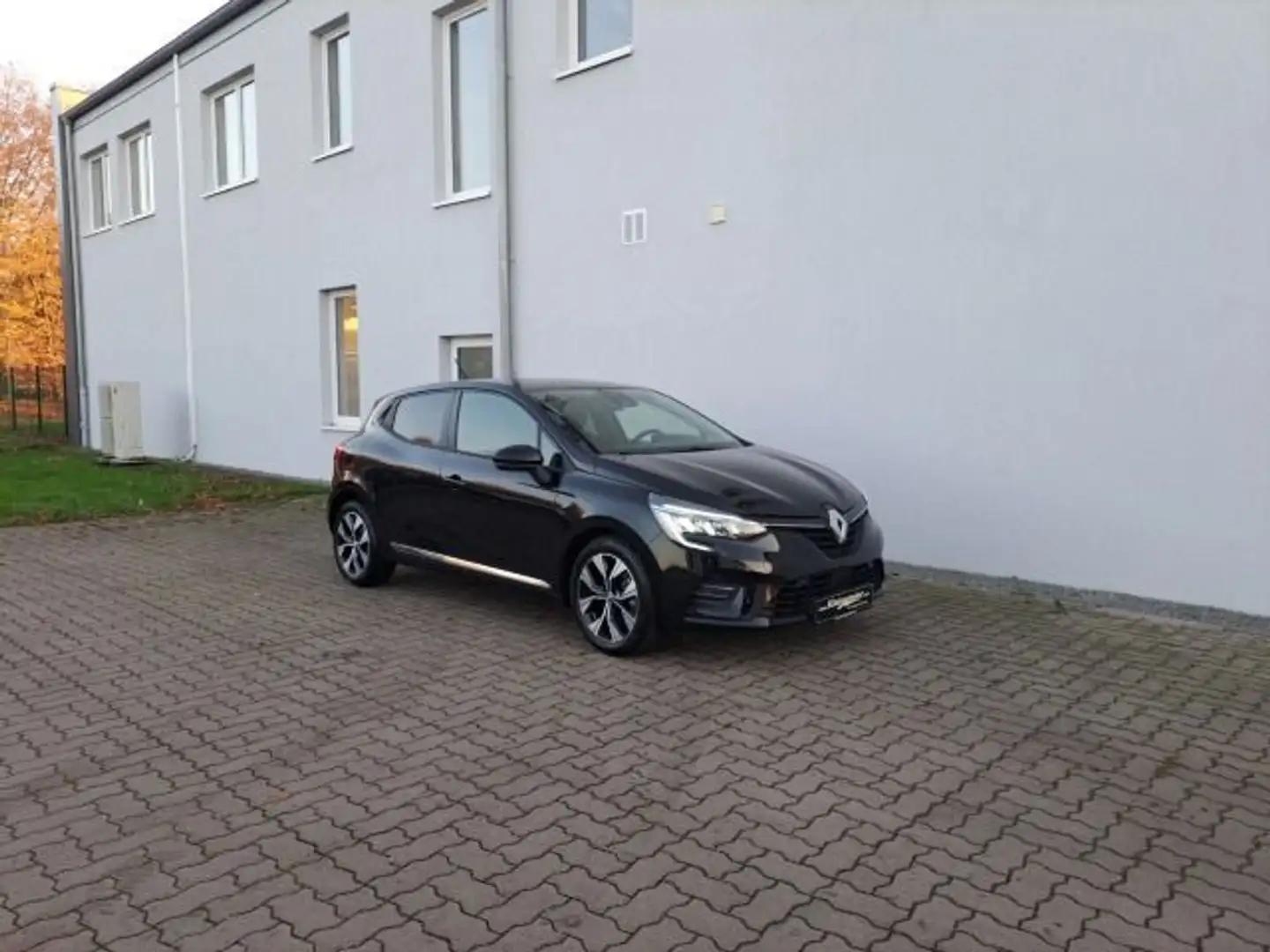 Renault Clio TCe 90 Evolution X-Tronic*Navi*SHZ*RFK* Schwarz - 2