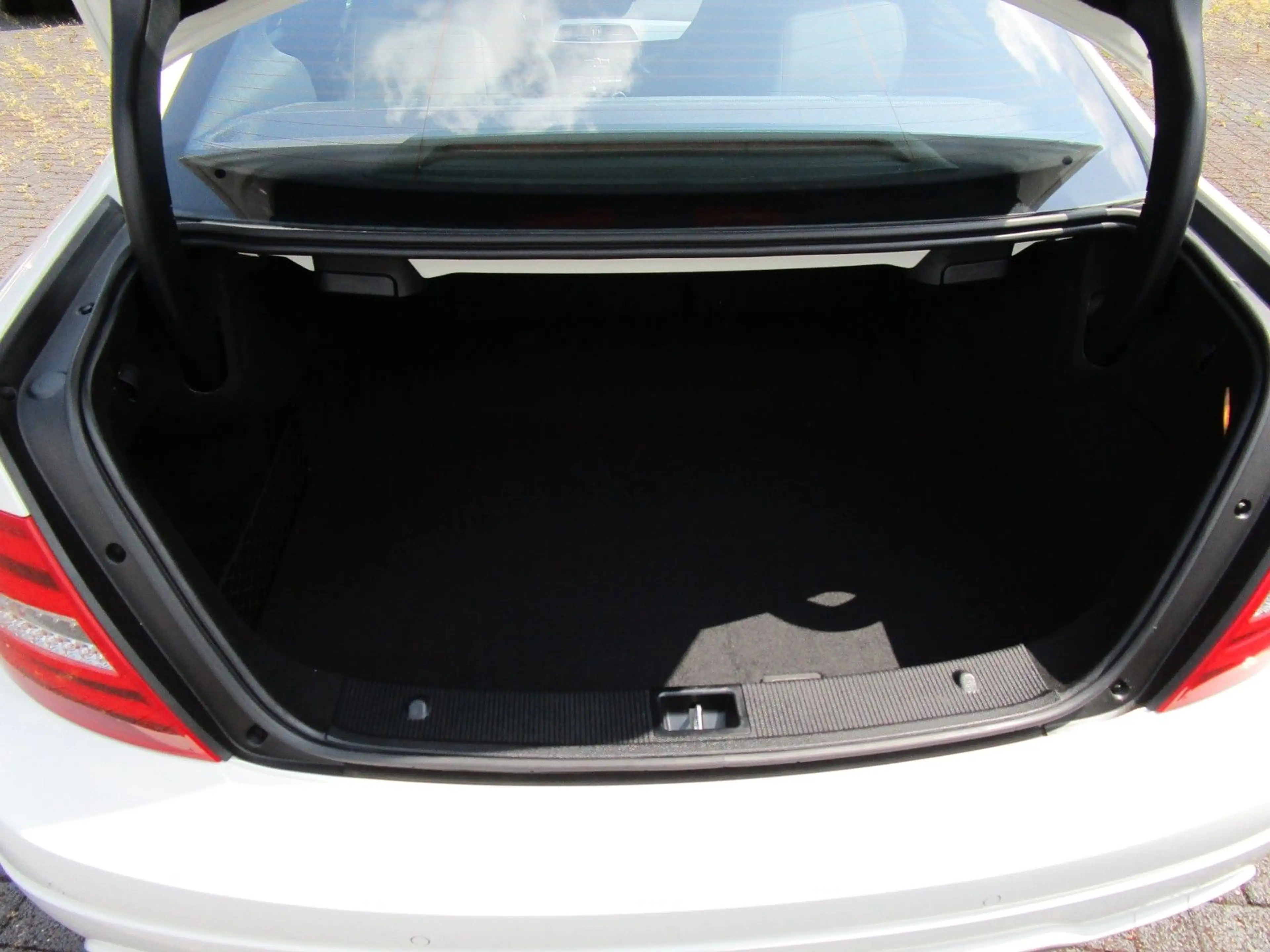 Mercedes-Benz C 250 C -Klasse Coupe C 250 CDI AMG-PAKET — photo 9