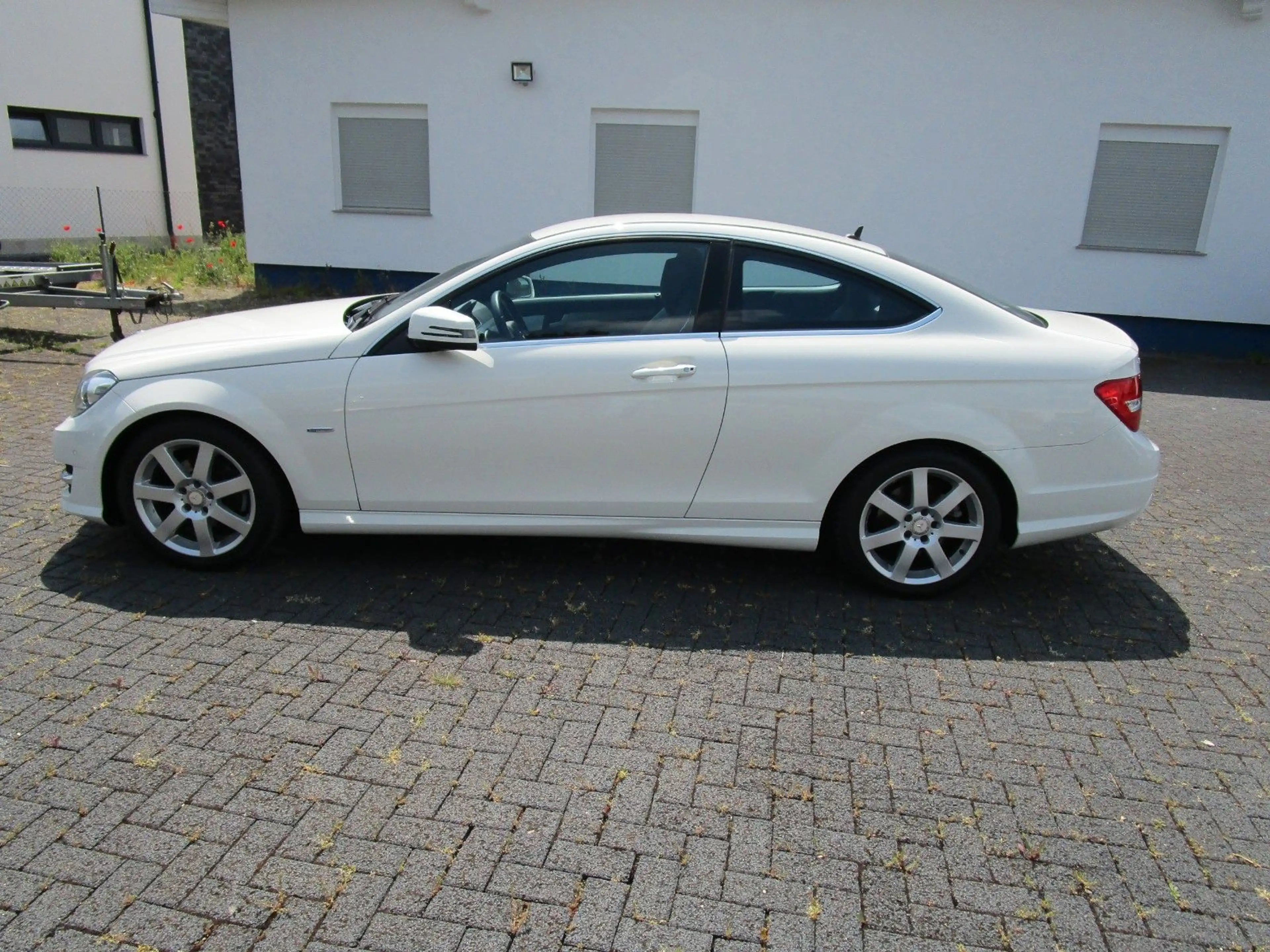 Mercedes-Benz C 250 C -Klasse Coupe C 250 CDI AMG-PAKET — photo 5