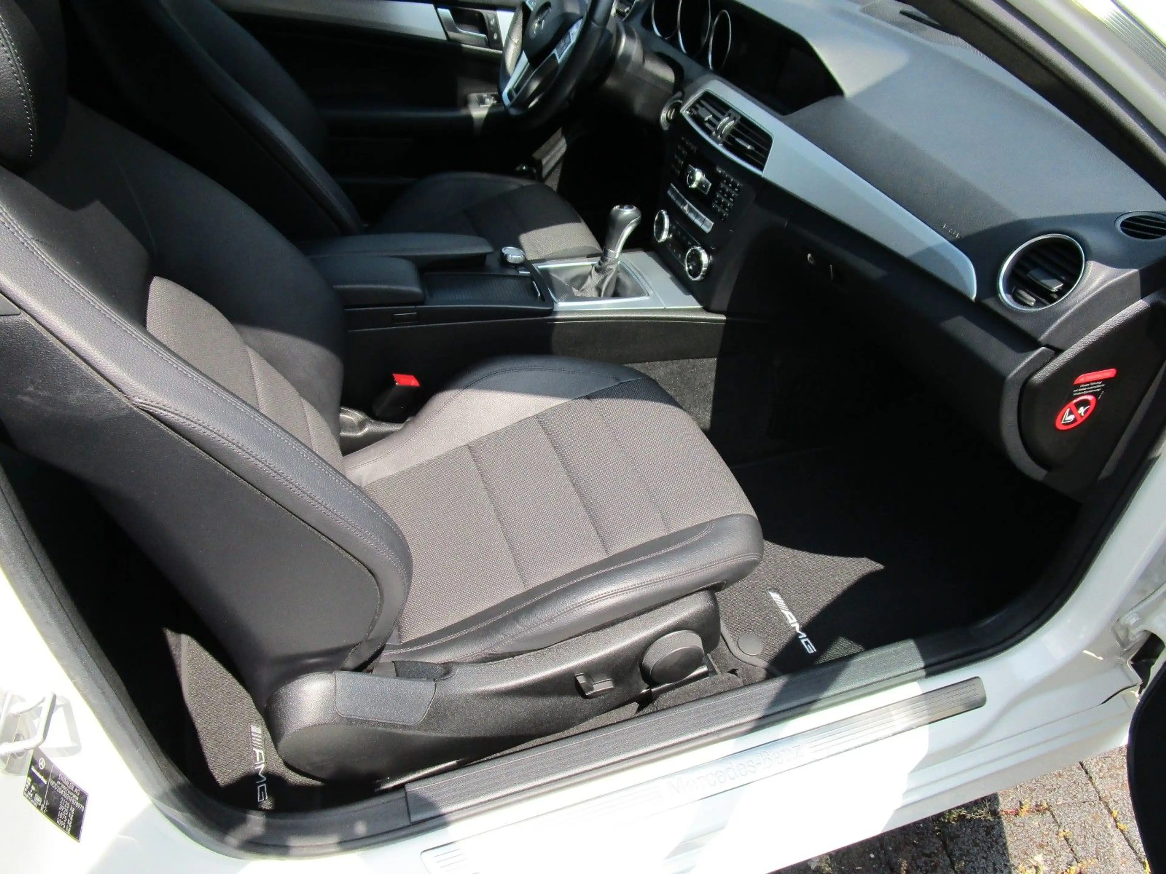 Mercedes-Benz C 250 C -Klasse Coupe C 250 CDI AMG-PAKET — photo 10