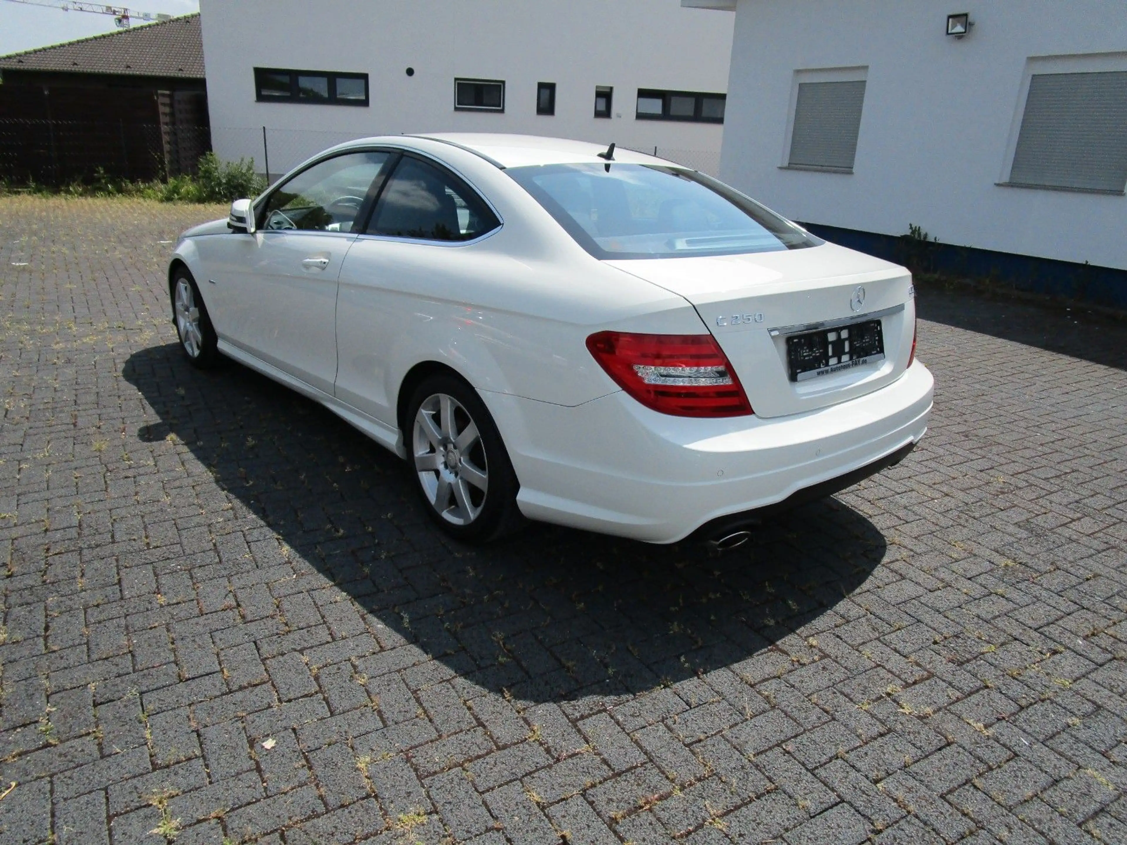 Mercedes-Benz C 250 C -Klasse Coupe C 250 CDI AMG-PAKET — photo 6