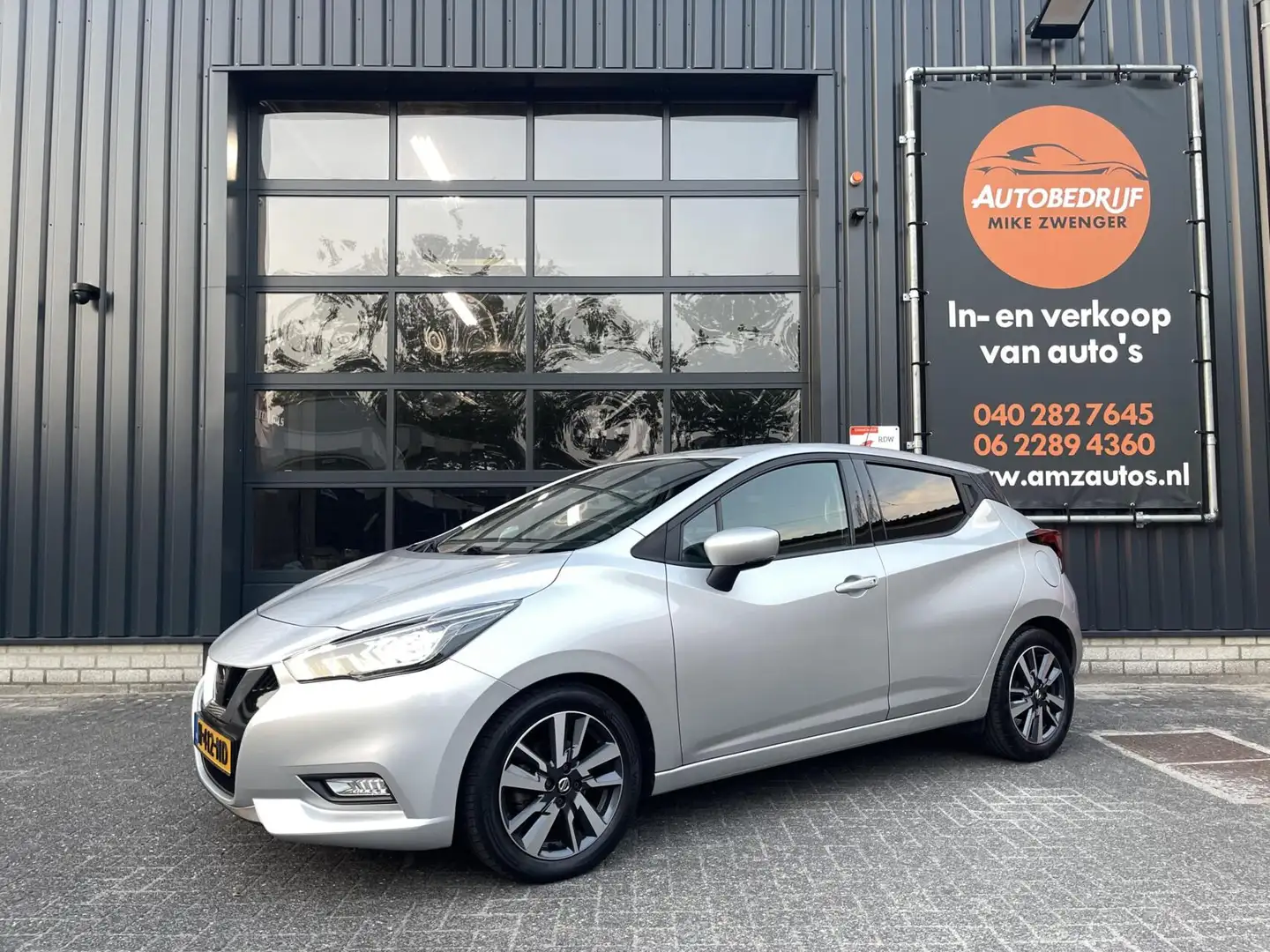 Nissan Micra 1.0 IG-T Tekna LED KOPLAMP|BOSE|KEYLESS|CLIMA-AIRC Gris - 1