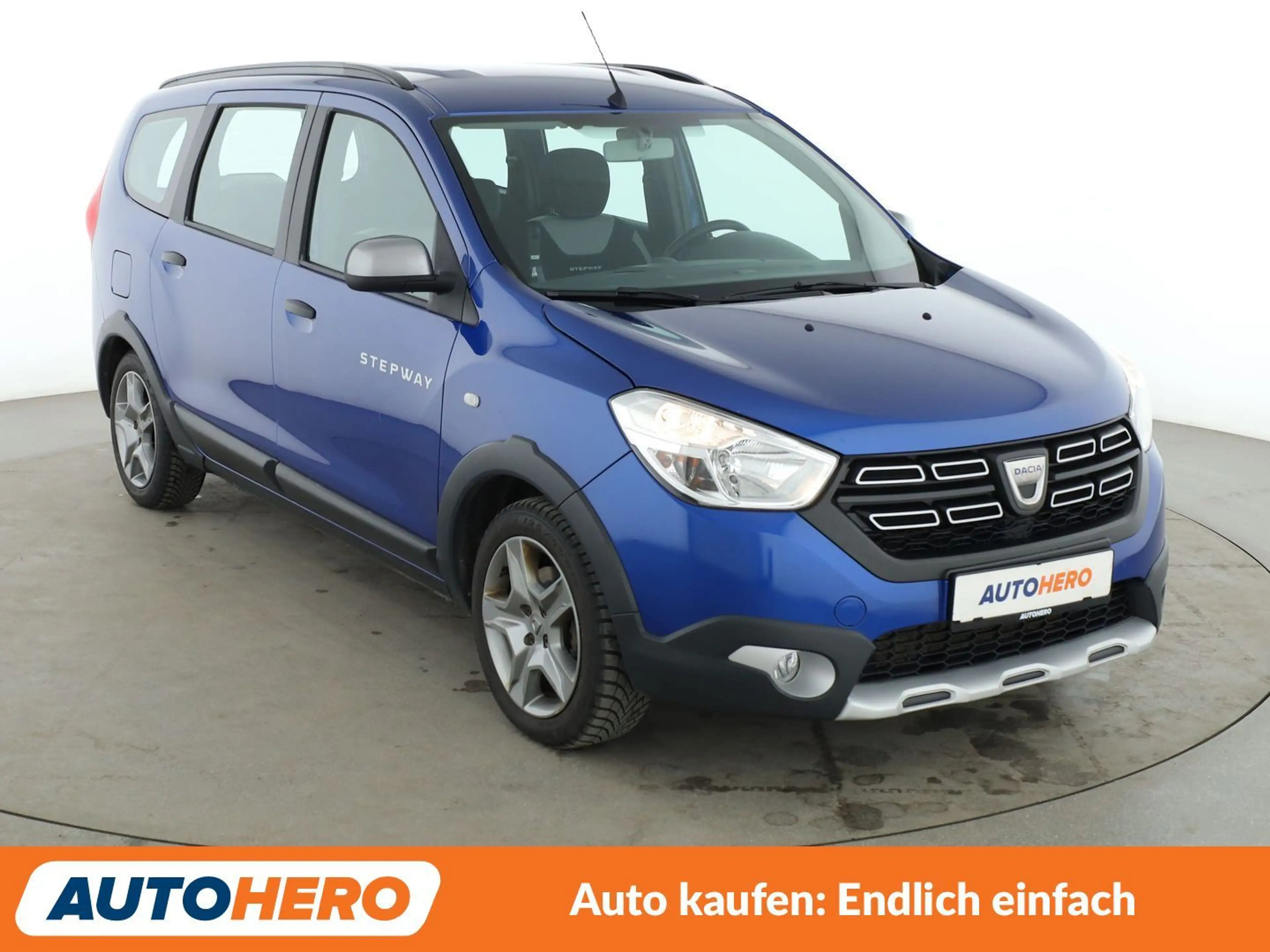Dacia Lodgy 1.5 Blue dCi Stepway *NAVI*CAM*SHZ*TEMPO*KLIMA* — photo 8