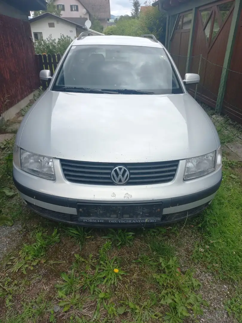 Volkswagen Passat 1,9 Highline TDI - 1