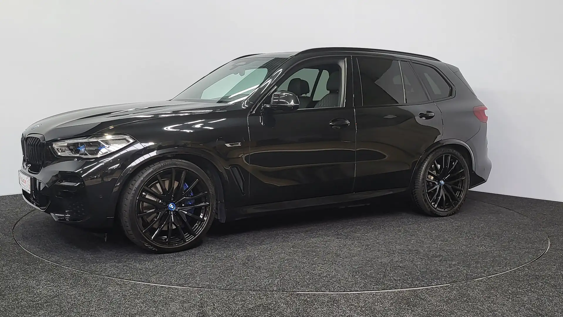 BMW X5 xDrive45e ~ Pano ~ Individual ~ Lazer ~ Als Nieuw Black - 1