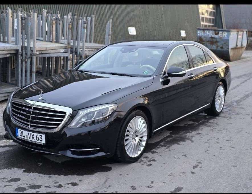 Second hand Mercedes Benz S-Class 
