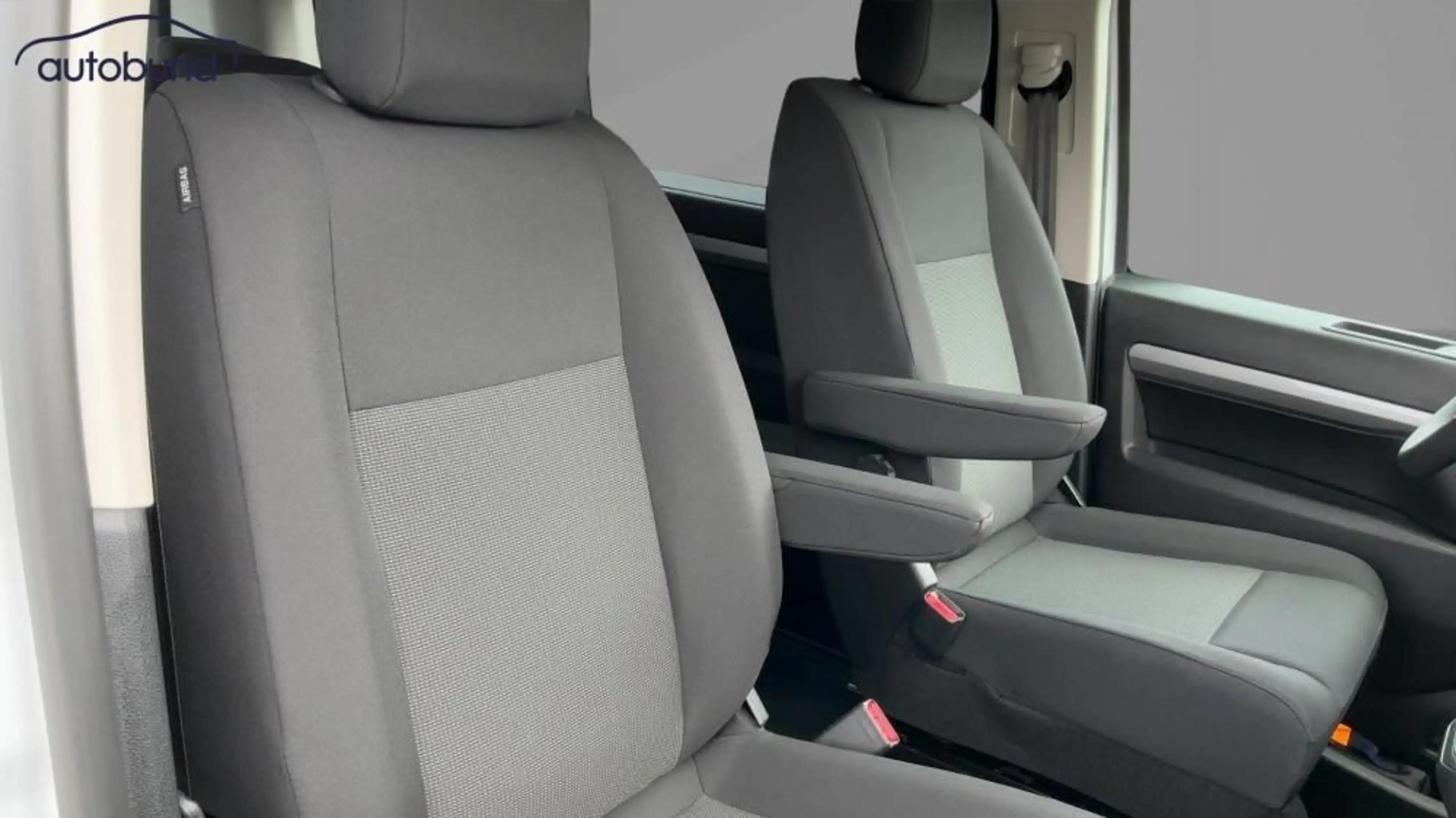 Citroen Spacetourer Spacetourer 2.2 BlueHDI 180 Autom. Plus M KA — photo 6