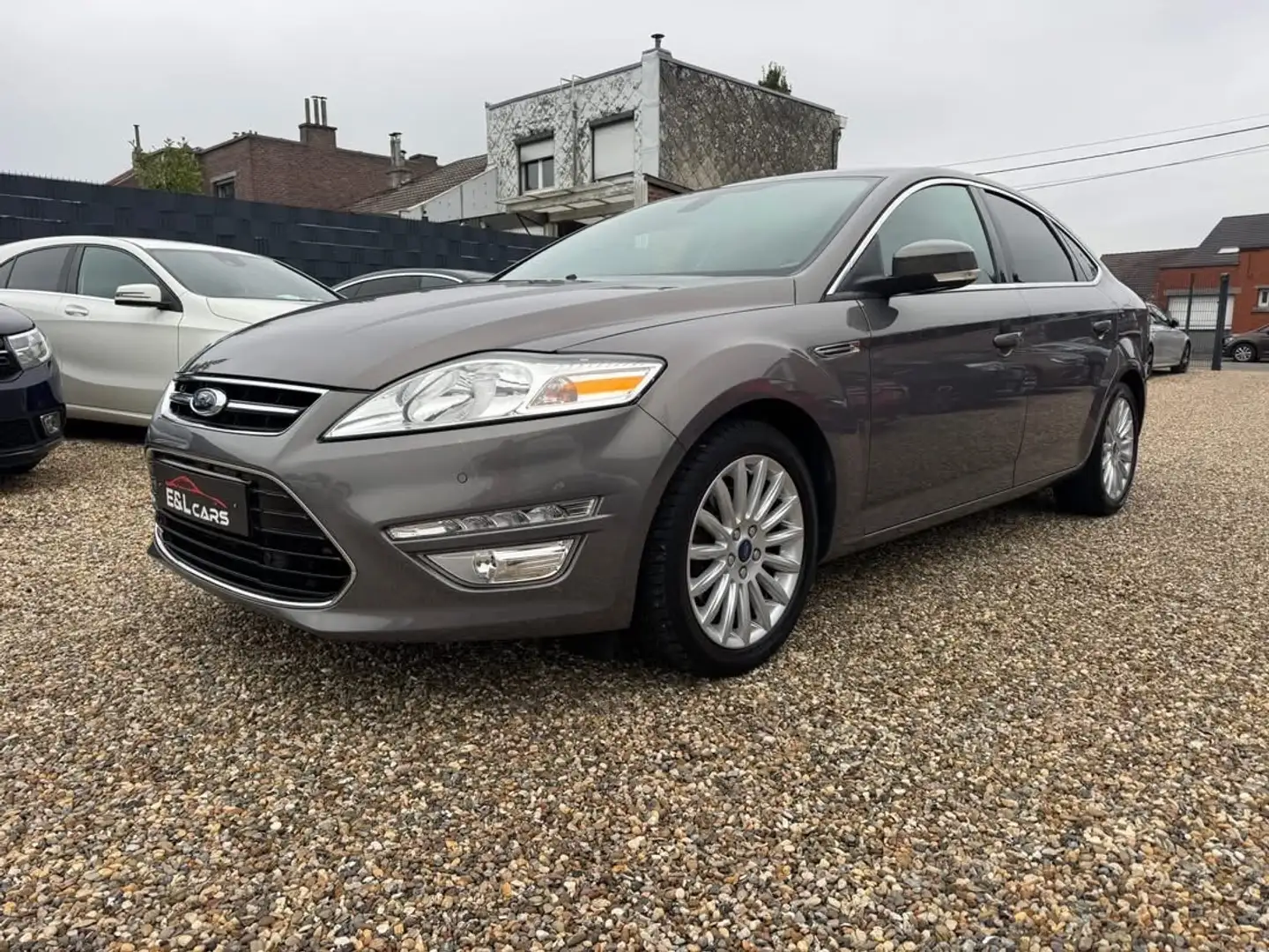 Ford Mondeo Mondeo 2.0 TDCi ECO Titanium *Garantie 12 mois* Gris - 1