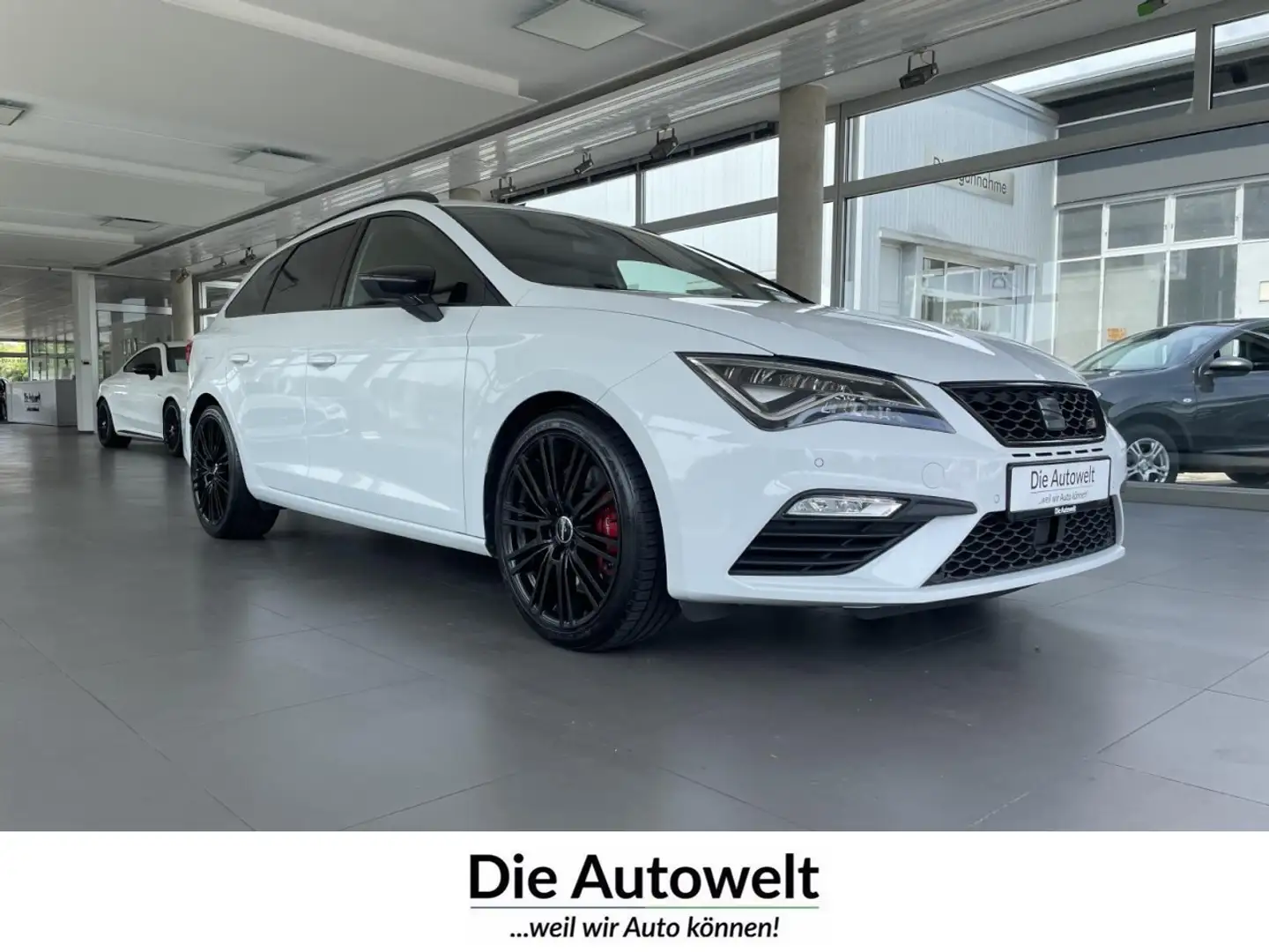 SEAT Leon ST Cupra 300 4D 2.0 TSI DSG NAVI ACC LED Klima Weiß - 1