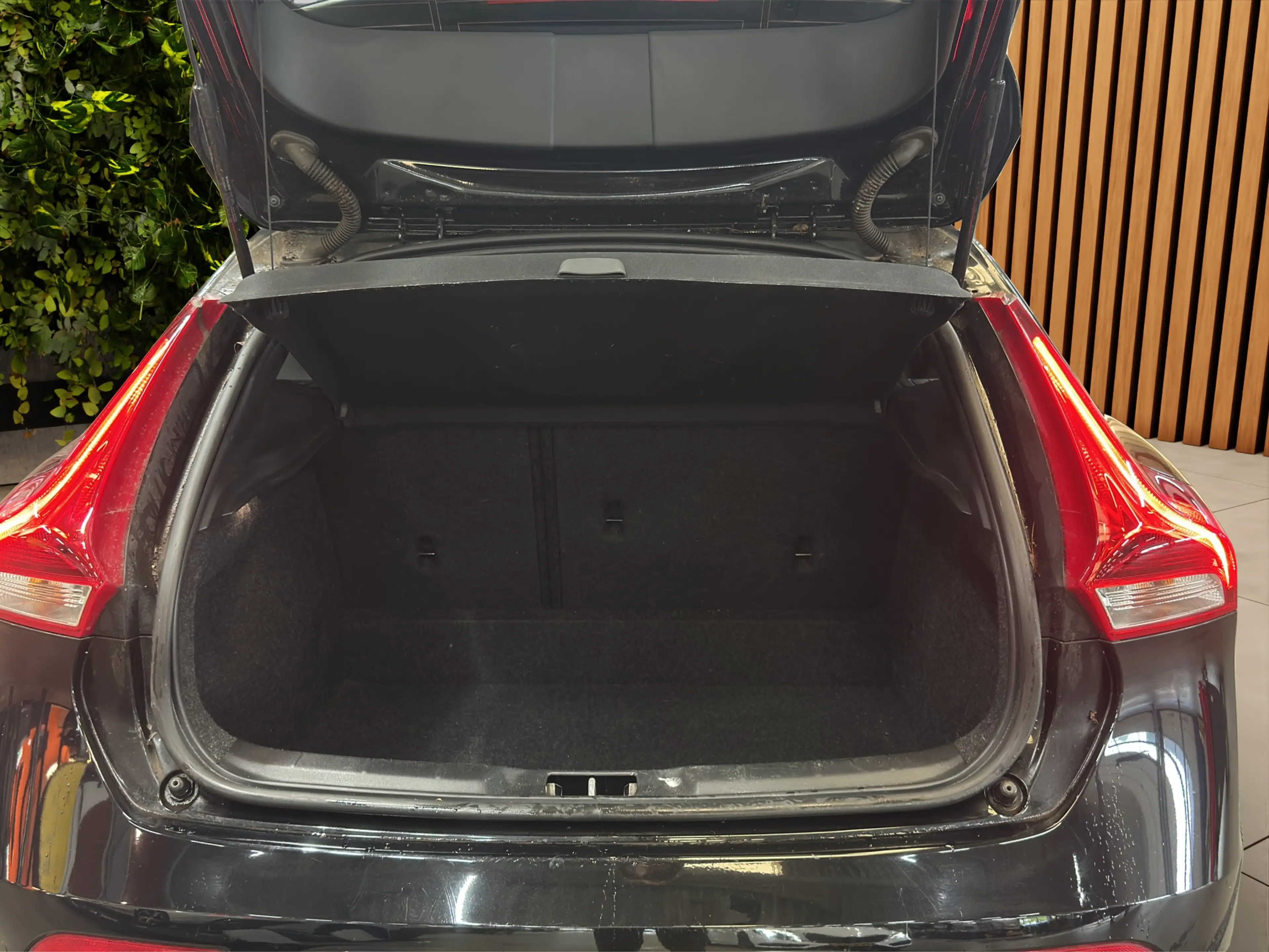 Volvo V40 1.5 T3 Polar+ Sport | Panoramadak | Stoelverwarmin — photo 8