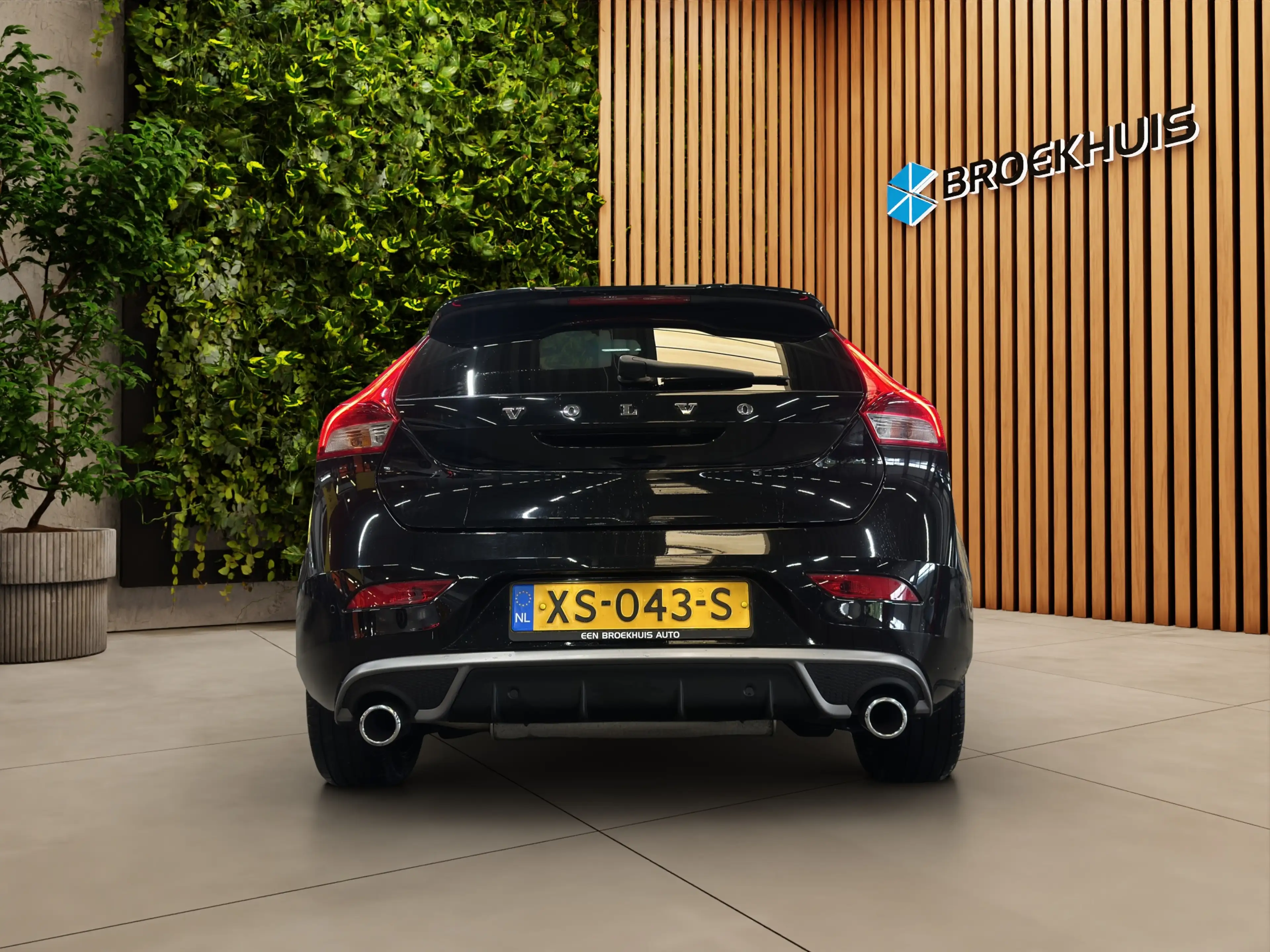 Volvo V40 1.5 T3 Polar+ Sport | Panoramadak | Stoelverwarmin — photo 10