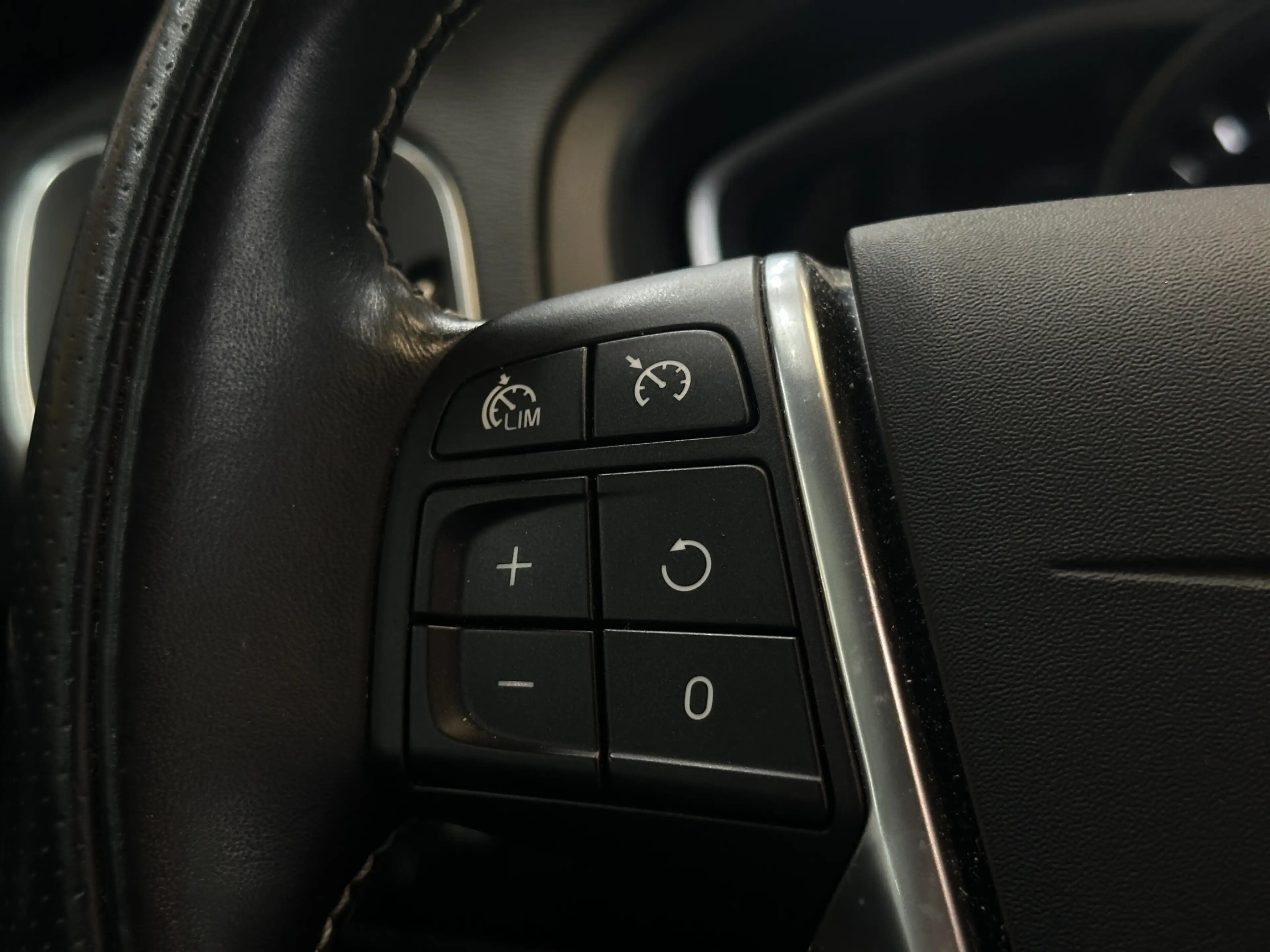Volvo V40 1.5 T3 Polar+ Sport | Panoramadak | Stoelverwarmin — photo 14