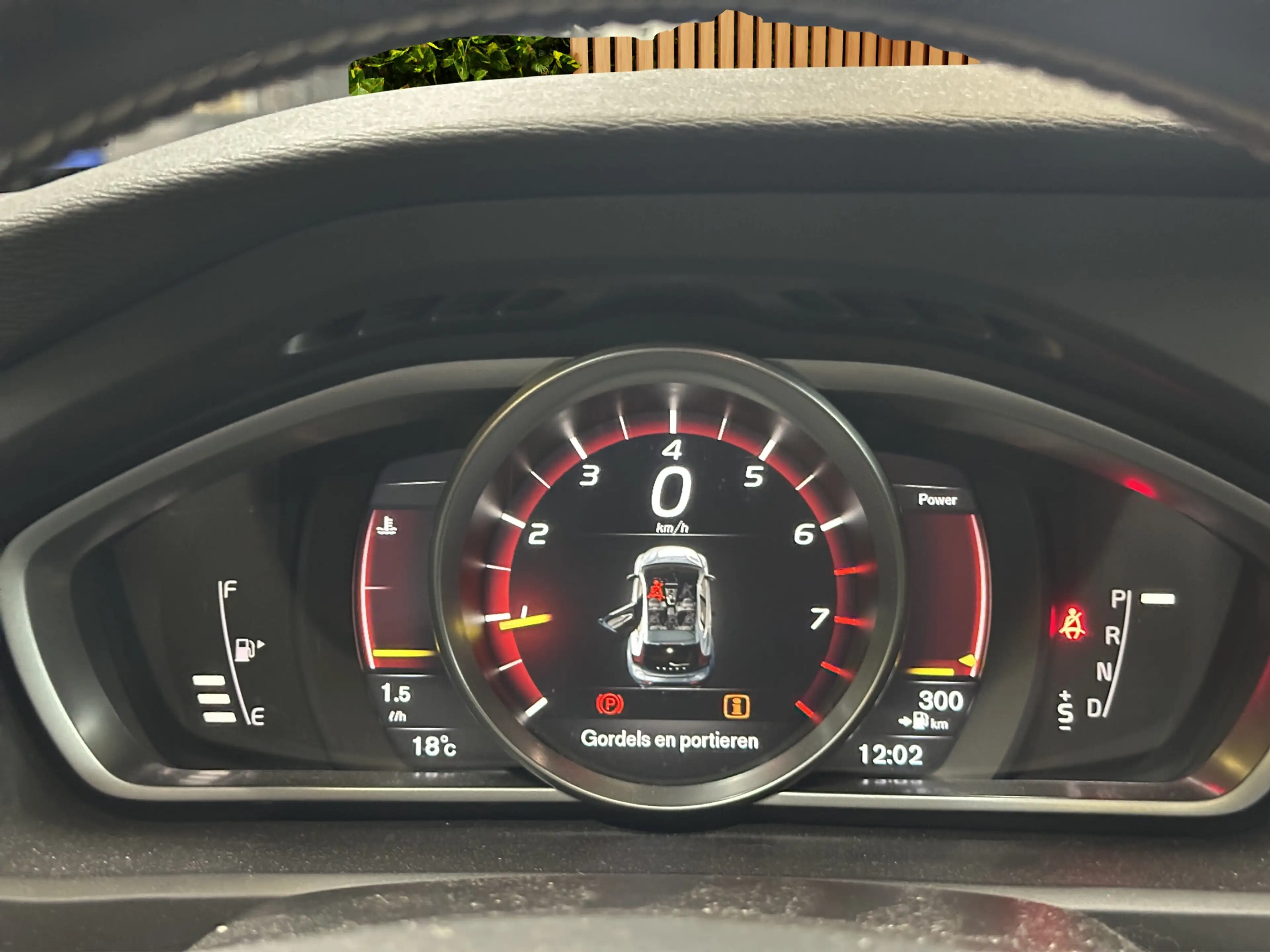 Volvo V40 1.5 T3 Polar+ Sport | Panoramadak | Stoelverwarmin — photo 15