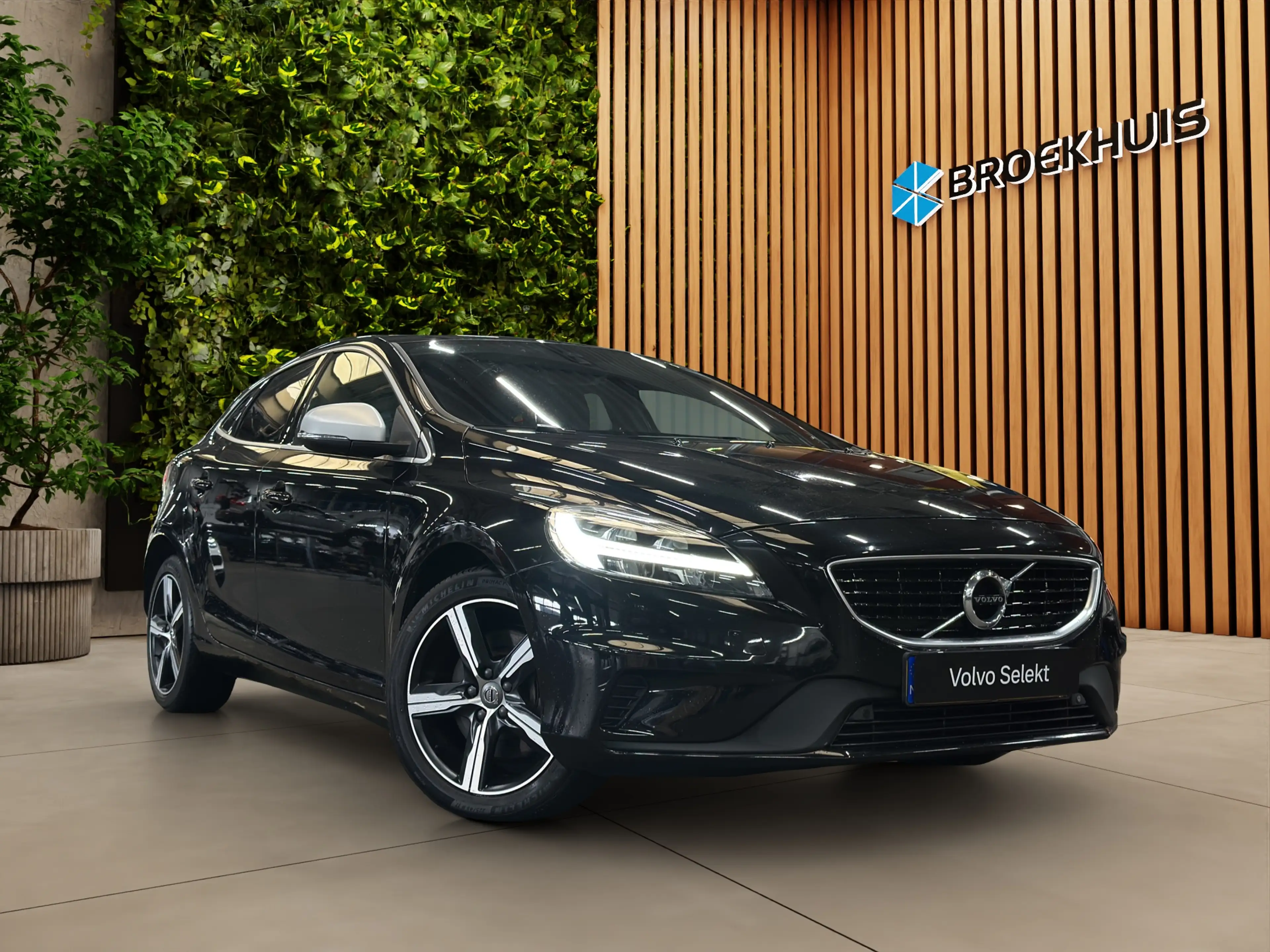 Volvo V40 1.5 T3 Polar+ Sport | Panoramadak | Stoelverwarmin — photo 27