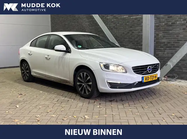 Volvo S60 2.0 T3 Polar+ Dynamic | Leder | Stoelverwarming |