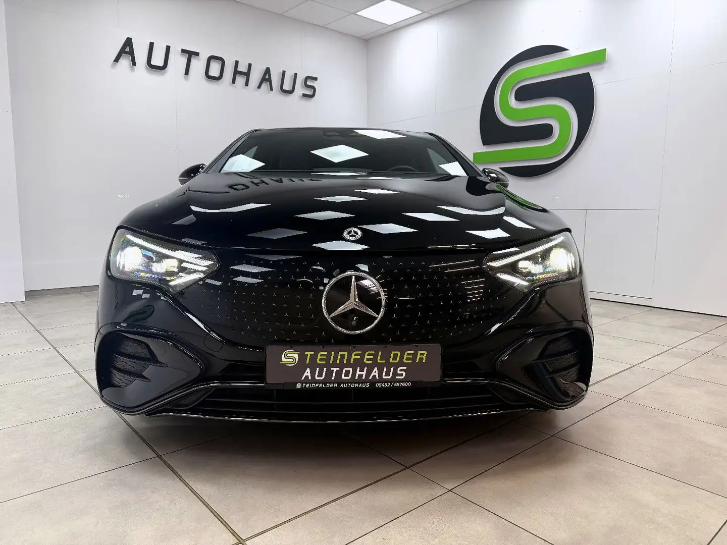 Mercedes-Benz EQE 350 4Matic / AMG / AHK / BURMESTER / MEMORY Schwarz - 2