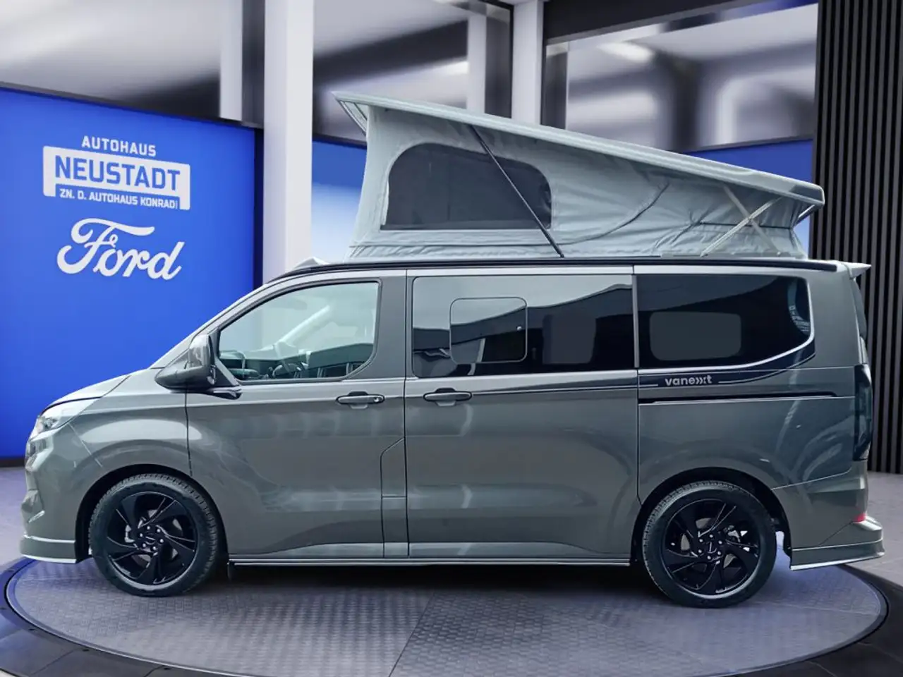 Ford Tourneo Custom 2026