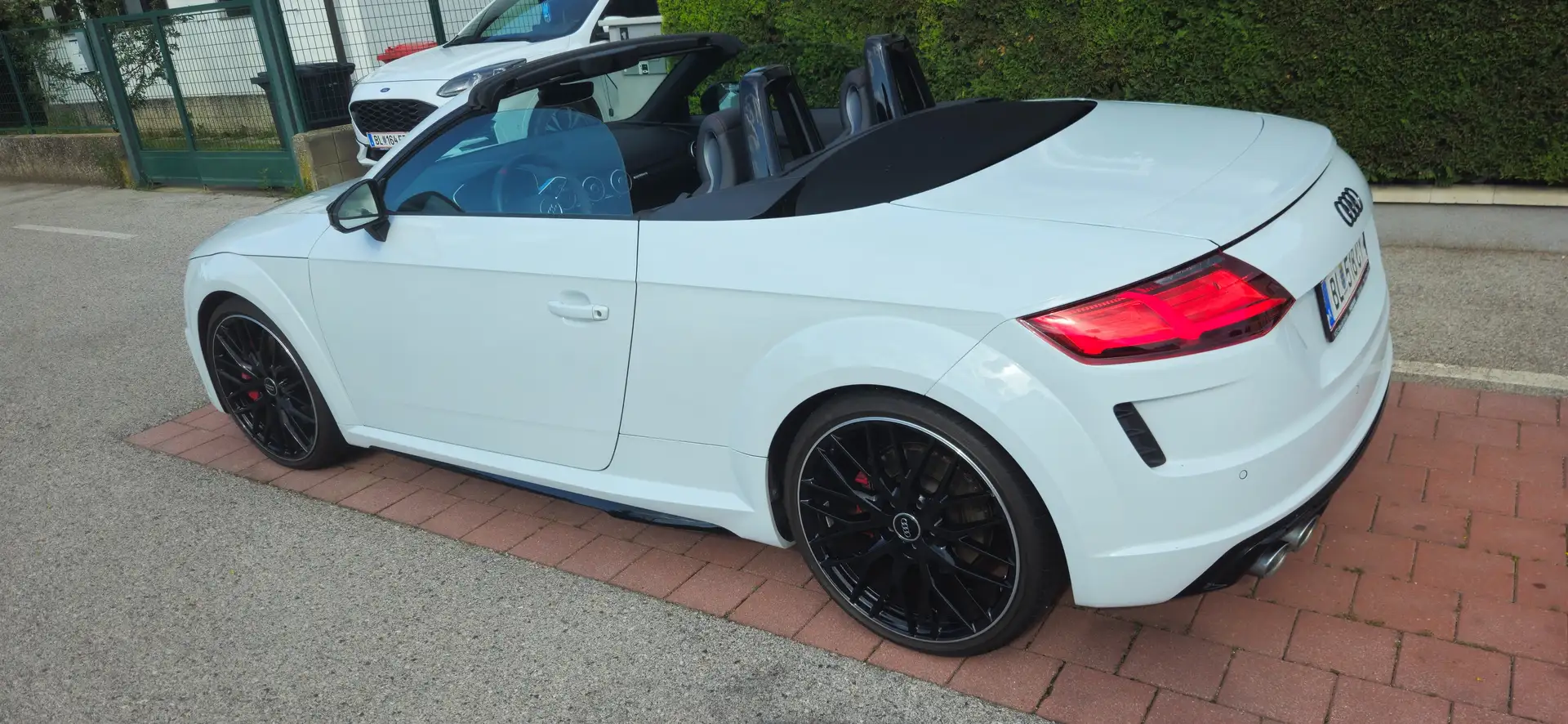 Audi TTS TTS Roadster TFSI quattro S-tronic - 2