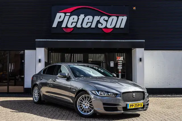 Jaguar XE 2.0 Prestige ORIGINEEL NL BTW! CAMERA LEDER XENON