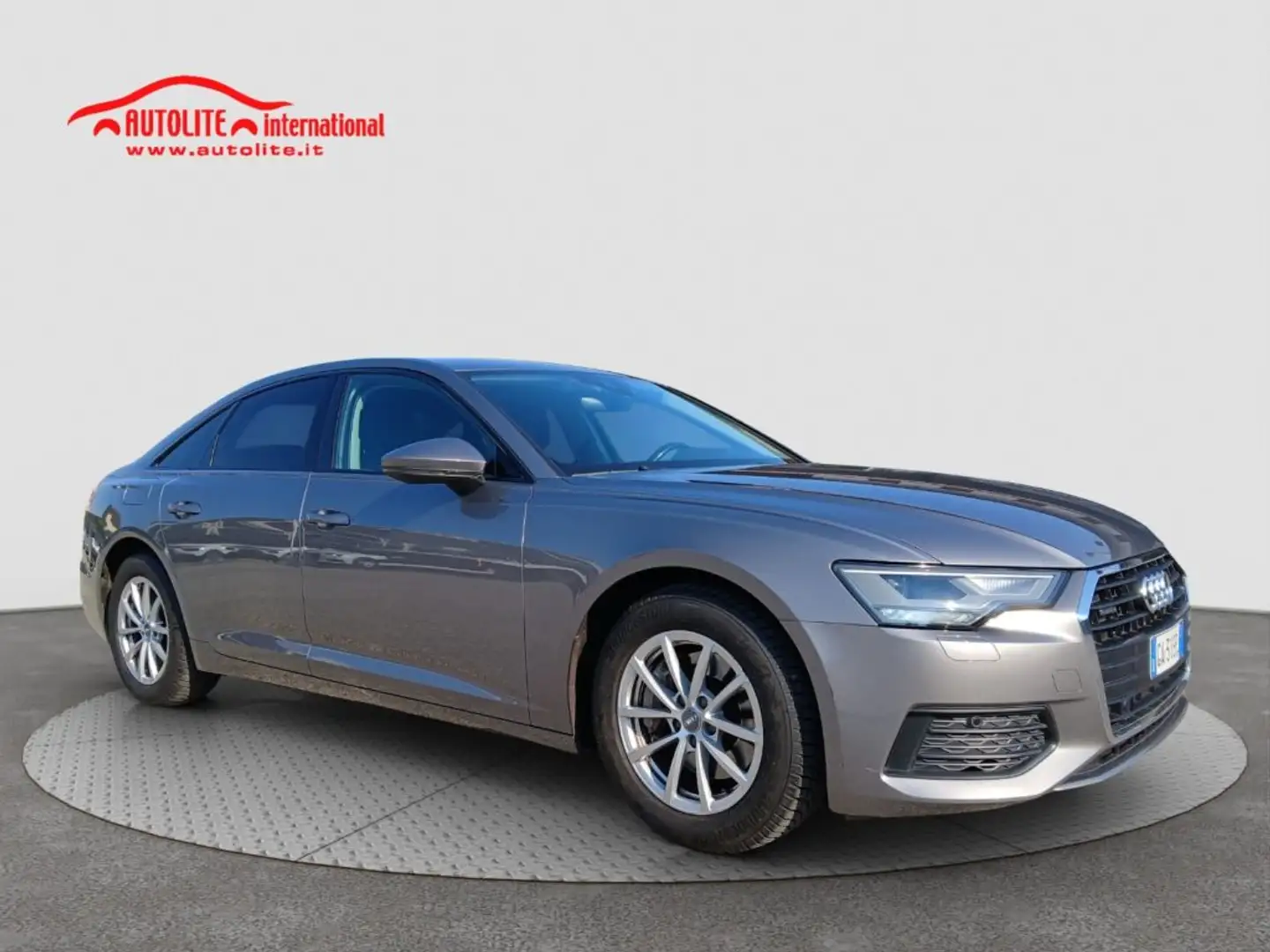 Audi A6 45 2.0 TFSI quattro ultra S tronic Business Plus Grau - 1