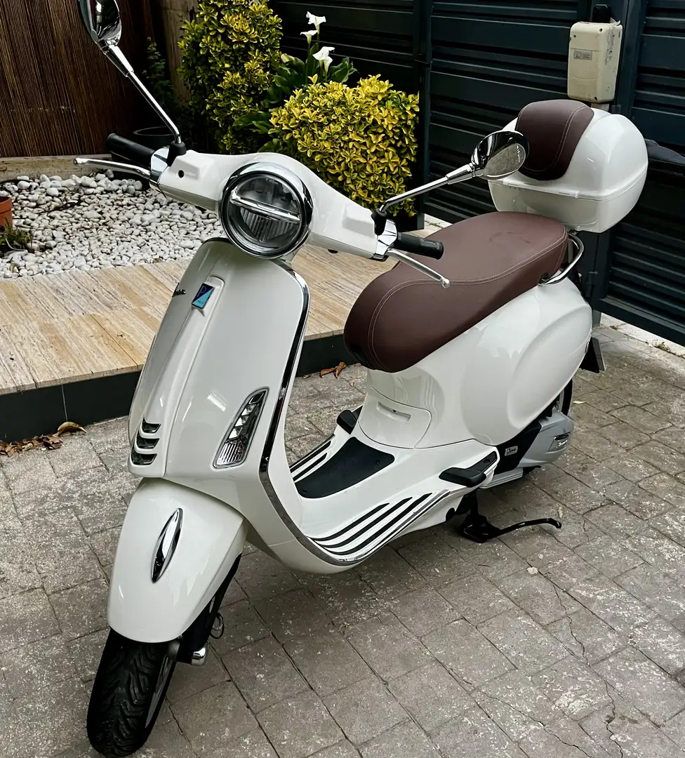 Vespa Primavera 125 Blanco - 2