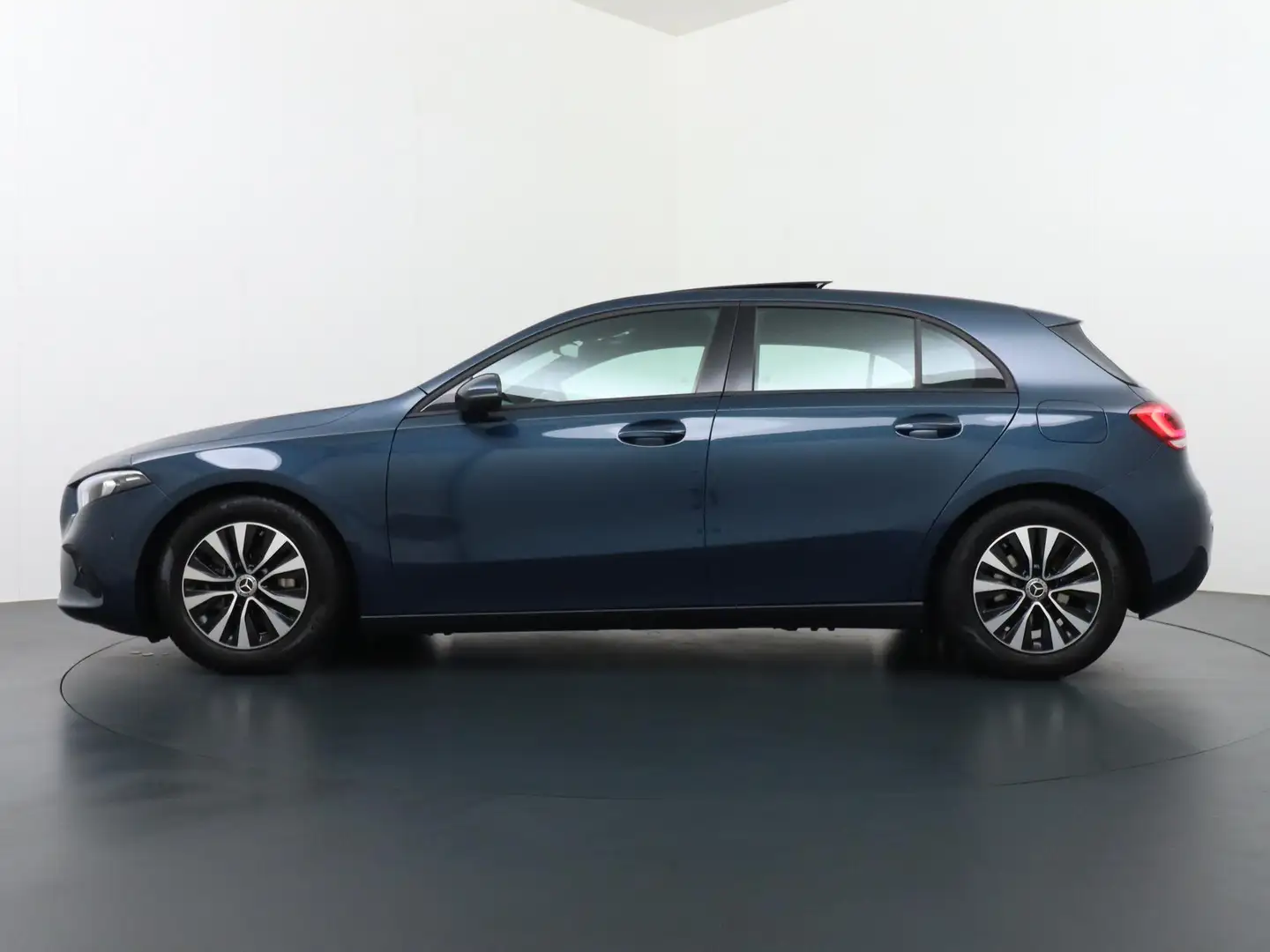 Mercedes-Benz A 180 Business Solution | Panorama - Schuifdak | Achteru Bleu - 2