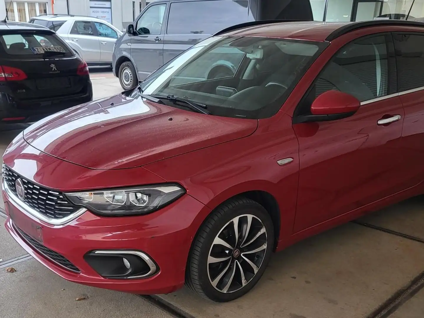 Fiat Tipo Tipo Kombi 1.6 MultiJet S-Design Rood - 2
