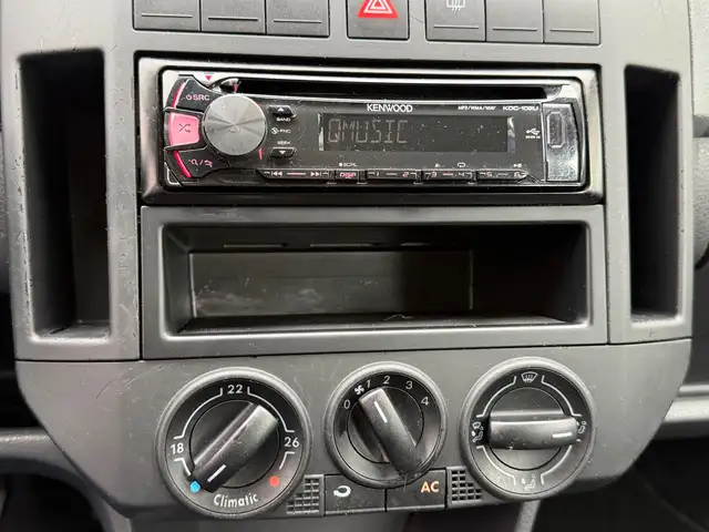 Volkswagen Polo view 17