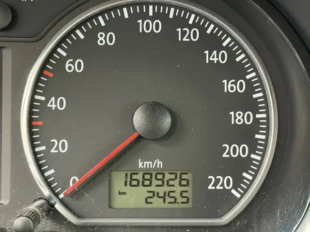 Volkswagen Polo view 18