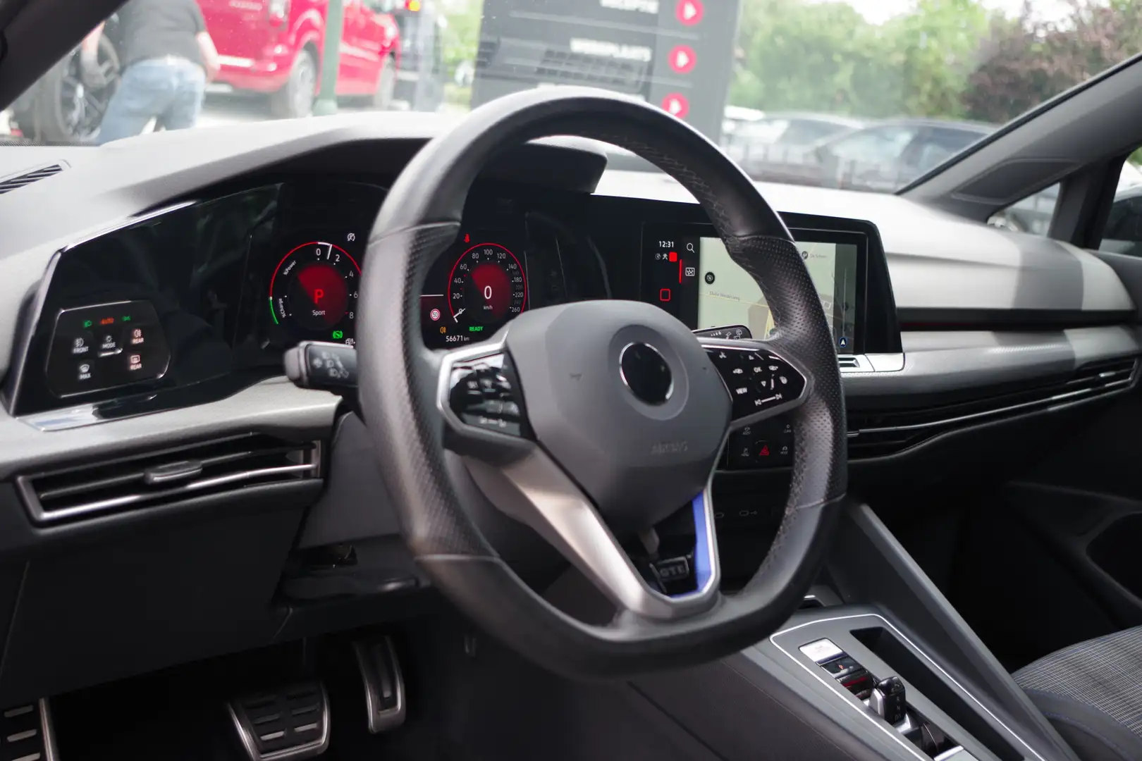 Volkswagen Golf GTE 1.4 eHybrid 245 PK PHEV, Winterpakket, Carplay, Ad Argent - 2