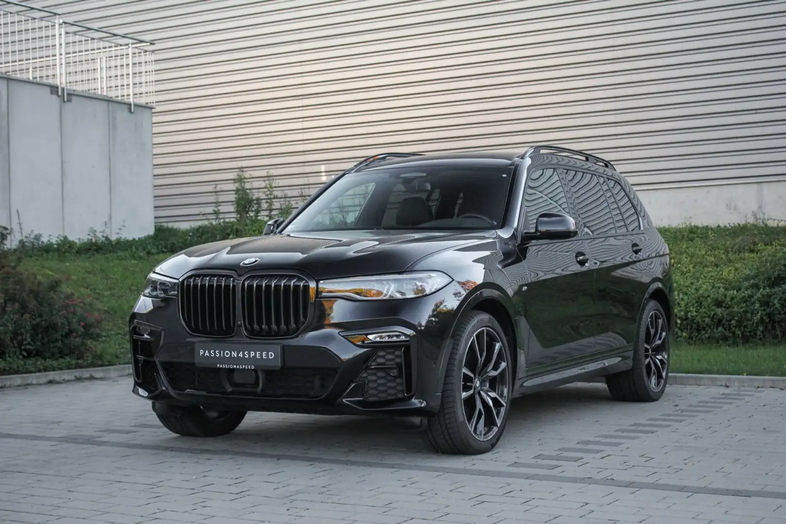 BMW X7 xDrive 40 d M Sport Schwarz - 1