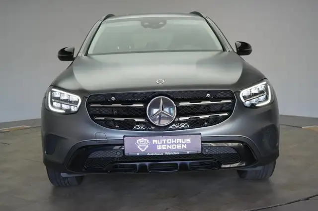 Mercedes-Benz GLC view 2