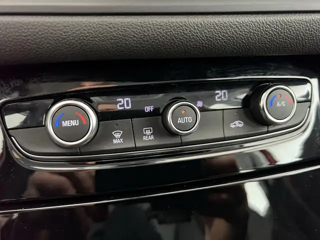 Opel Grandland view 12