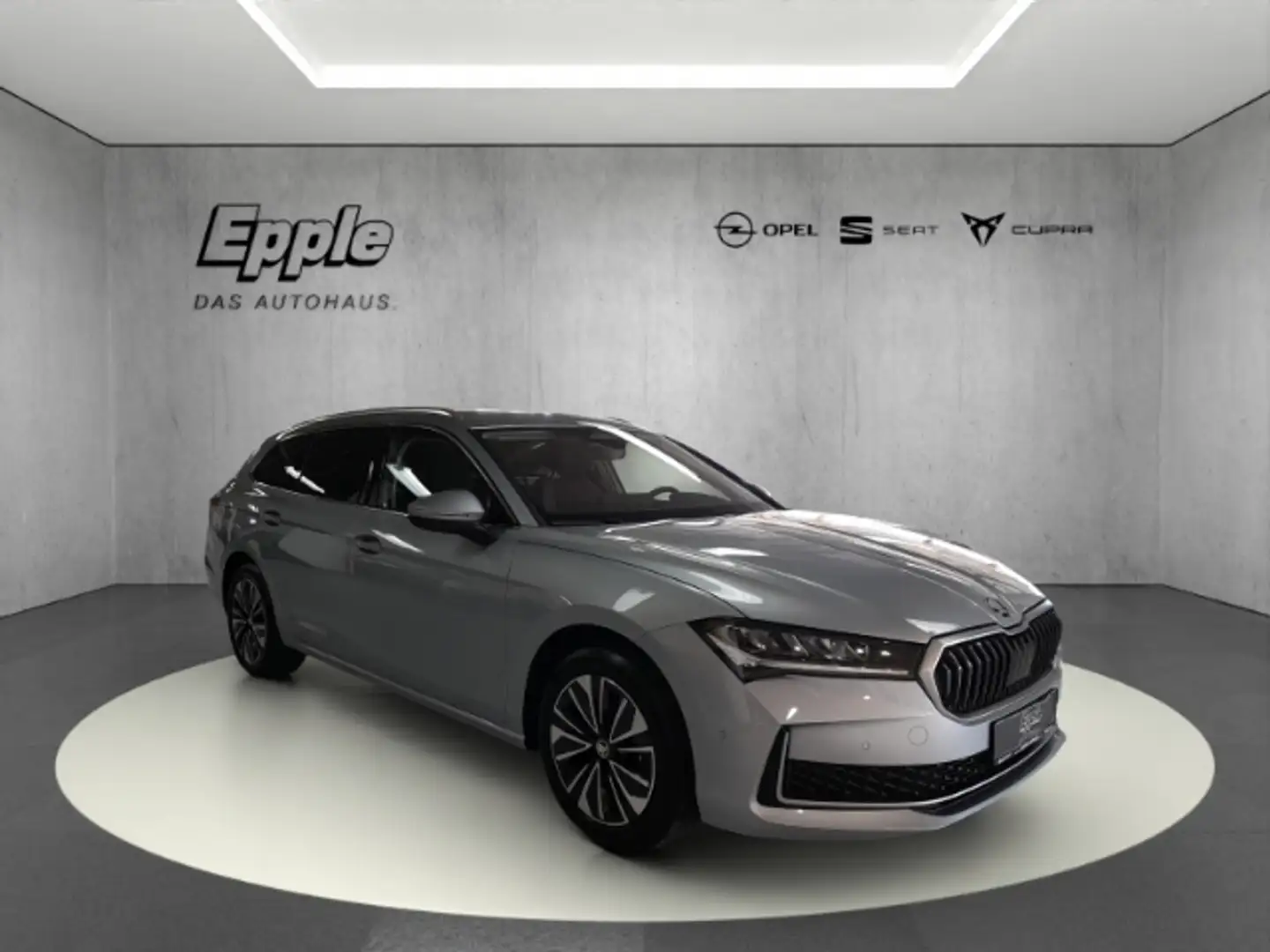 Skoda Superb 2.0 TDI WKR inkl. 4x4 Selection Digitales Cockpit Gris - 1