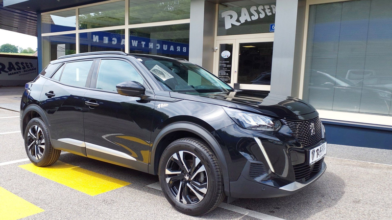 Peugeot 2008 1.5 BlueHDI 100 Allure — photo 13