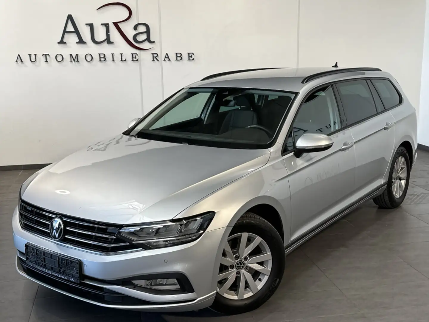 Volkswagen Passat Variant 2.0 TDI Business NAV+LED+KAM+SHZ Silber - 1