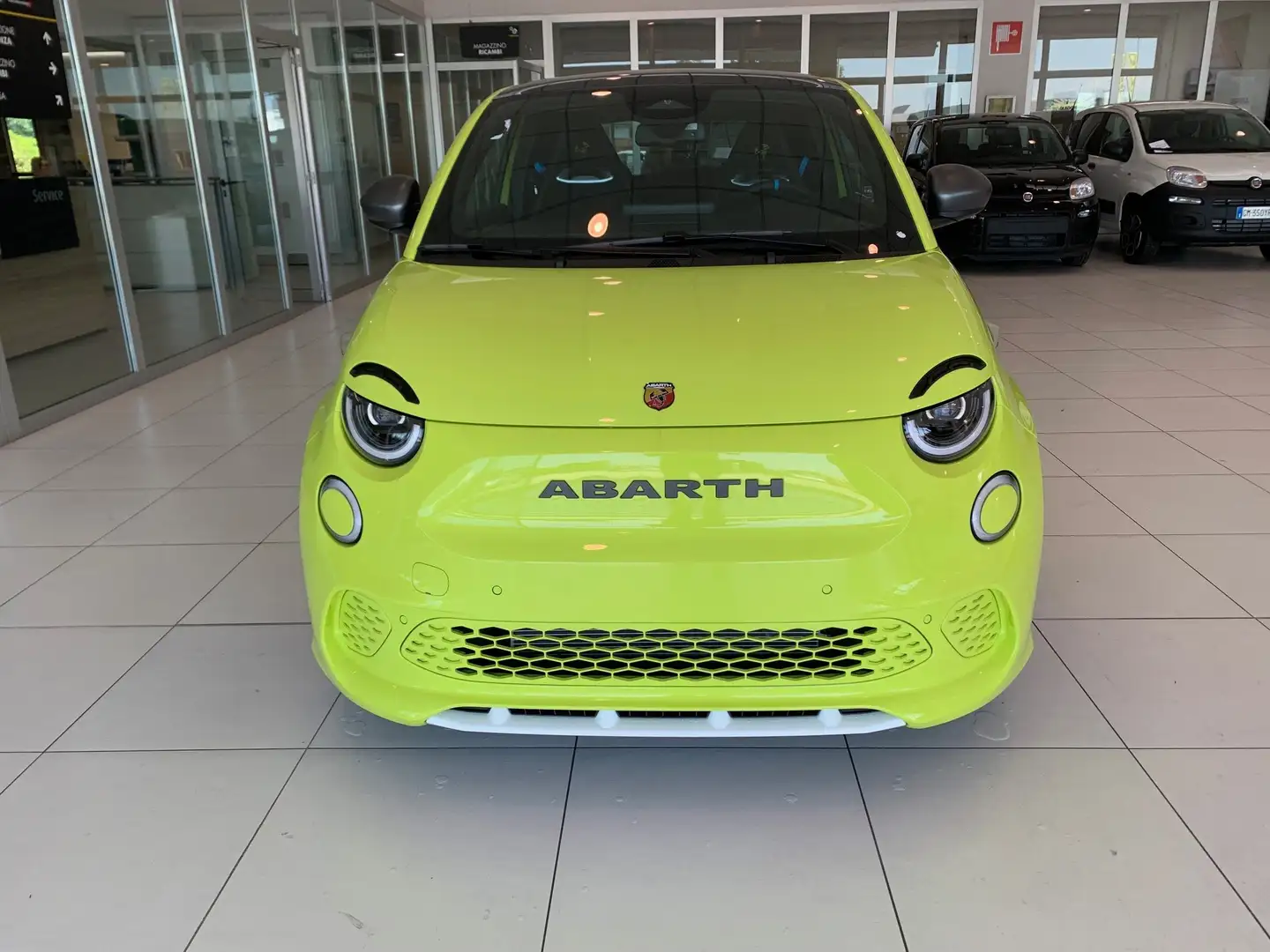 Abarth 500 500e TURISMO Gelb - 2