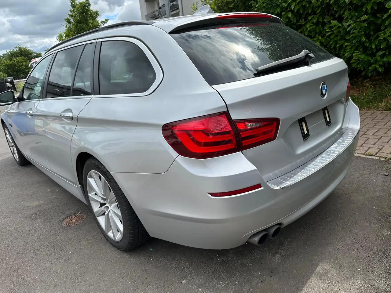 BMW 530