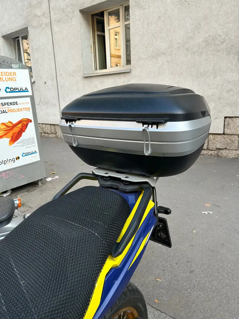Suzuki V-Strom 800DE Hauptständer, Tankpads,usw Sarı - 1