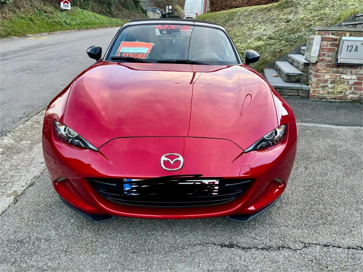Mazda MX-5 1.5i Skyactiv-G Skycruise Rouge - 1